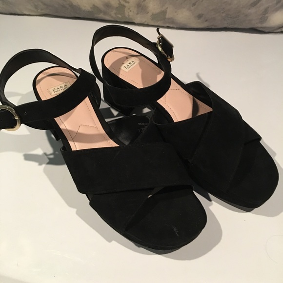 ❤️❤️BEAUTIFUL ZARA SANDALS Size 10❤️❤️